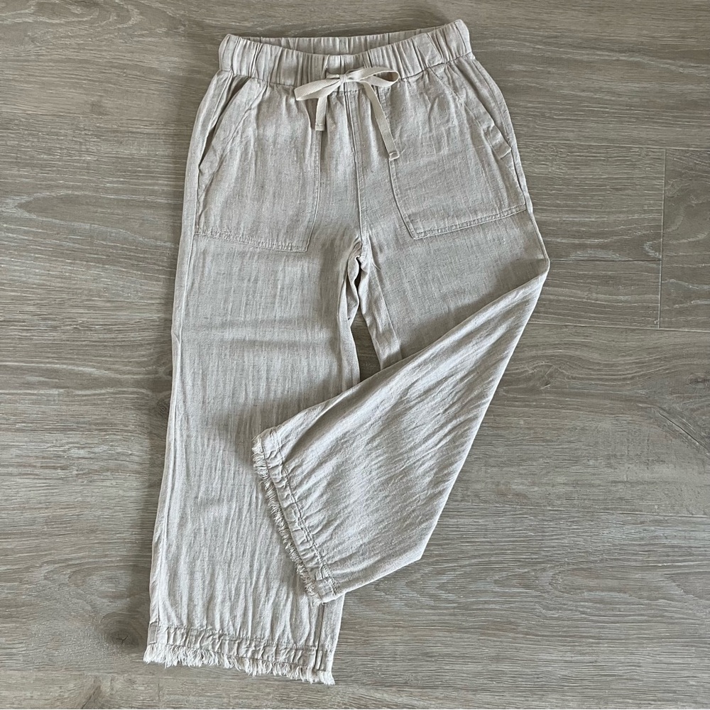 Thread & Supply Cropped Ankle Pants in Light Beige